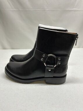 Frye And Co. Chesnee Short Boots Size 6M